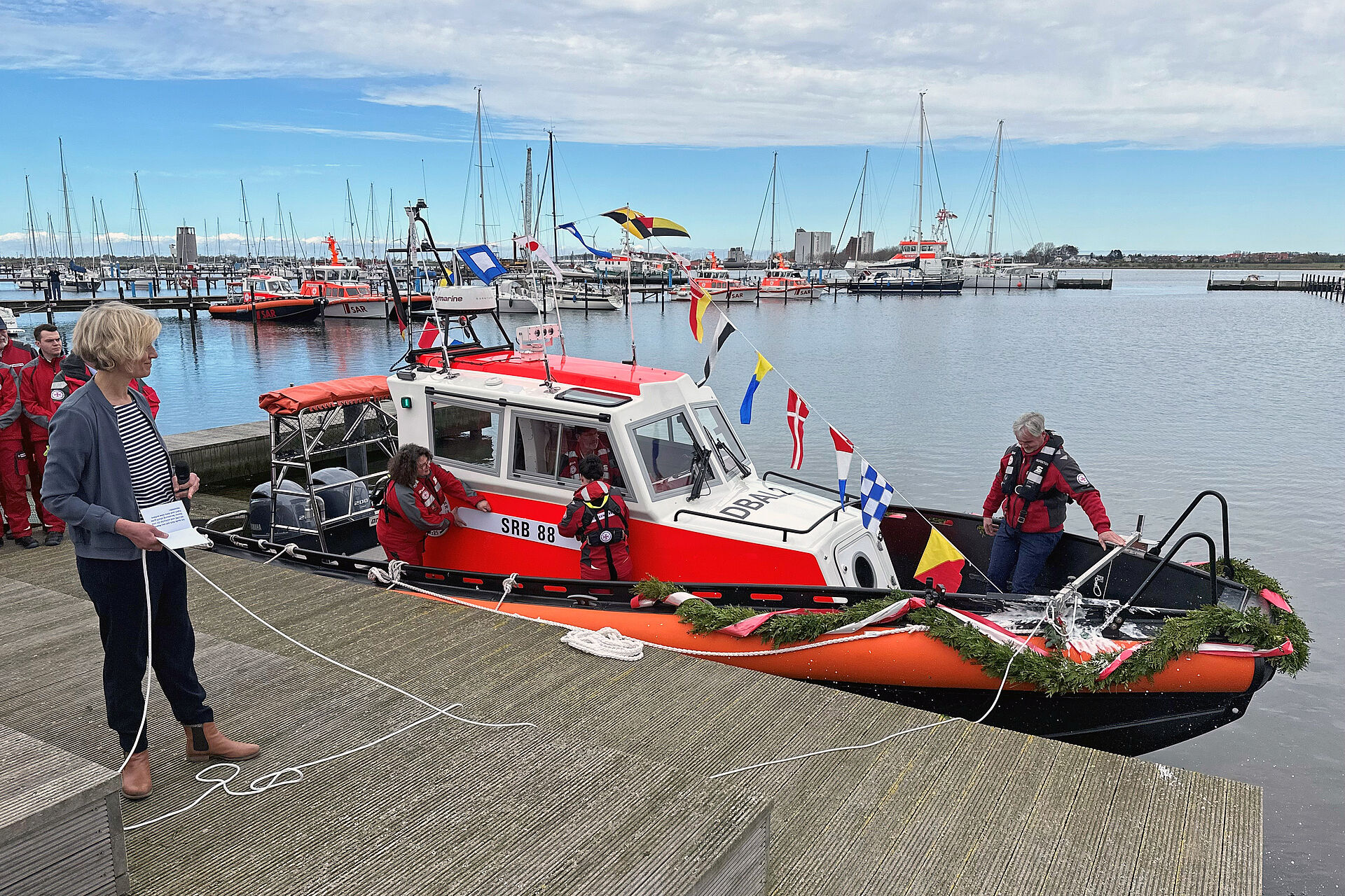 Neues Seenotrettungsboot für DGzRS-Station Fehmarn auf den Namen HELENE getauft