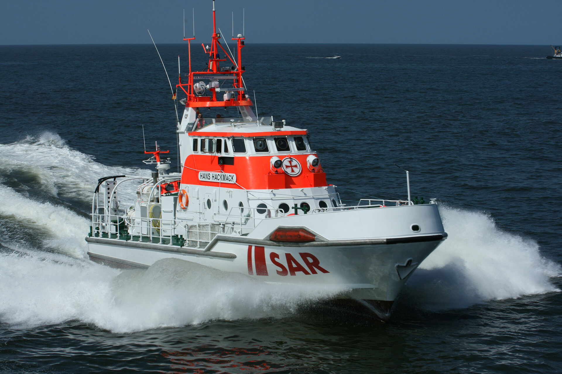 Seenotretter für zwei Schiffbrüchige in der Lübecker Bucht im Einsatz