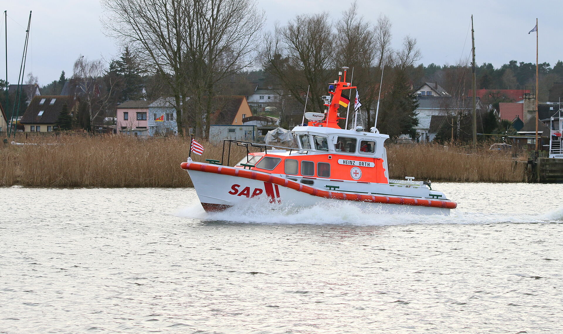 Seenotrettungsboot HEINZ ORTH läuft aus