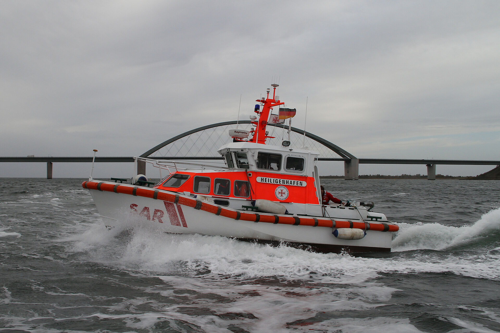 Seenotrettungsboot HEILIGENHAFEN im Einsatz